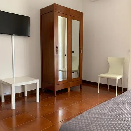 La Dimora Di Enea Guest house