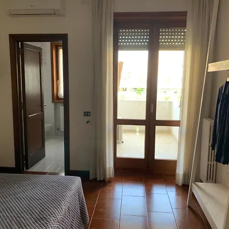 ホテル La Dimora Di Enea レッチェ