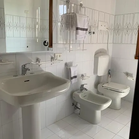 La Dimora Di Enea 3*